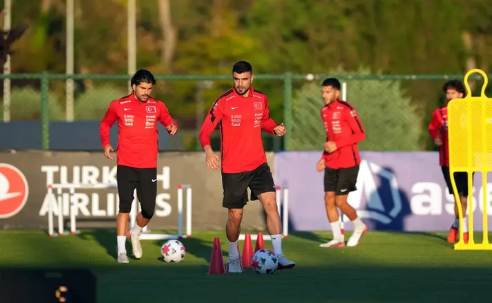 İlk kez çağrıldı, ilk maçta kadroya alınmadı!