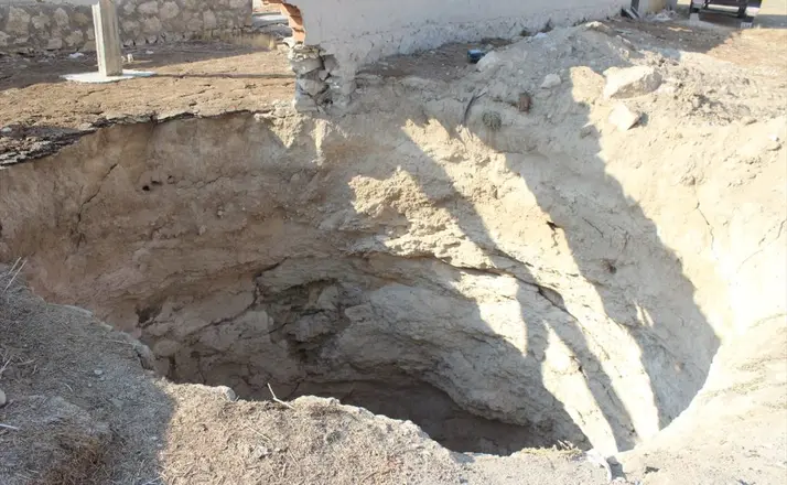İsmil'deki Aile Sağlığı Merkezi'nde çatlaklar: Binaya erken uyarı sensörü kuruldu
