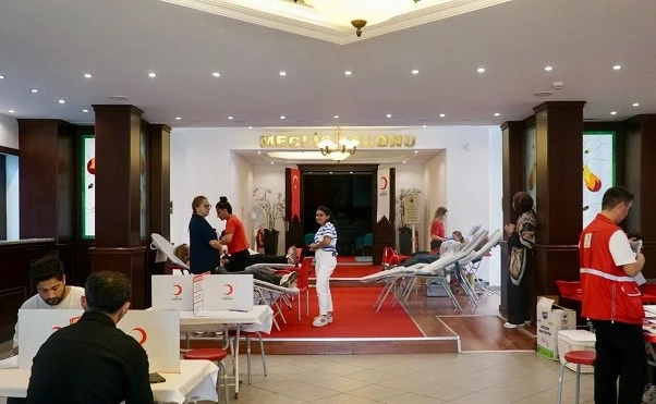 Kağıthane’de kan bağışı kampanyası başladı: "İyilik aşkına, kan bağışına" 