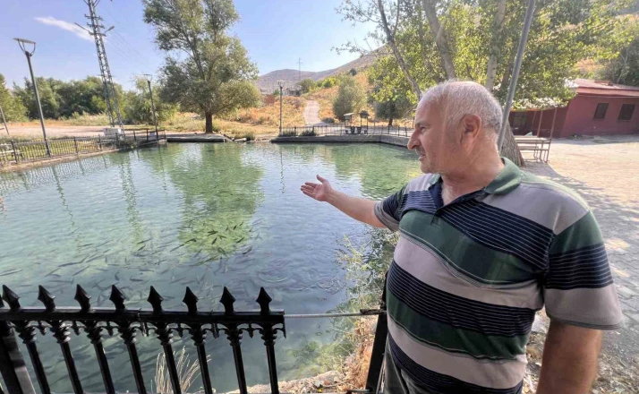 Kahramanmaraş’taki Balıklı Göl, berrak suyu ve balıklarıyla ziyaretçilerini ağırlıyor 