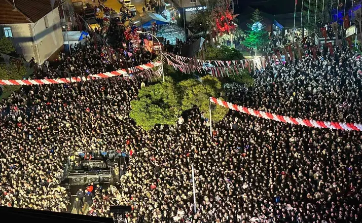 Kaman Ceviz Festivali’nde Ece Seçkin ve Poizi rüzgarı esti
