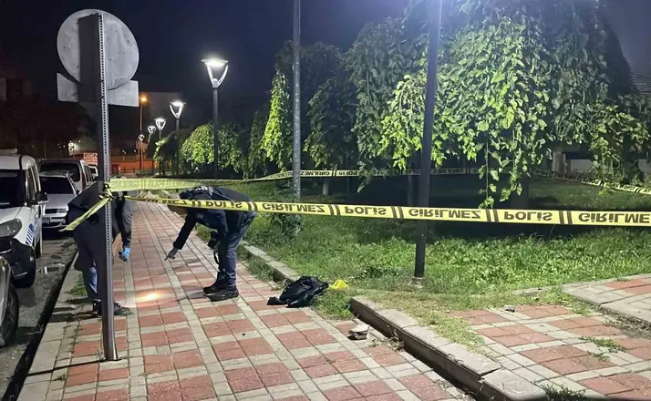 Karaman’da parkta bıçaklı kavga: 2 çocuk ağır yaralandı
