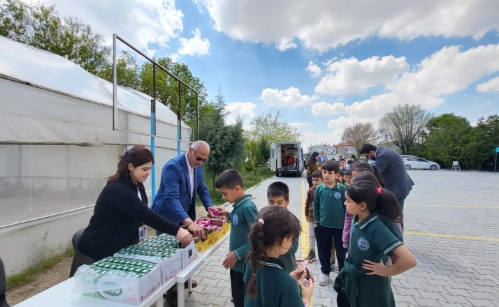 Karapınar'da ilkokul öğrencilerine "Sağlıklı Çocuk Sağlıklı Gelecek" etkinliği