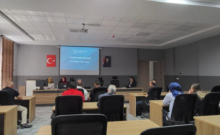 Karapınar'da vatandaşlara sağlıklı yaşam eğitimi verildi