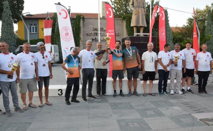 Karapınar’da Yamaç Paraşütü yarışması gerçekleştirildi
