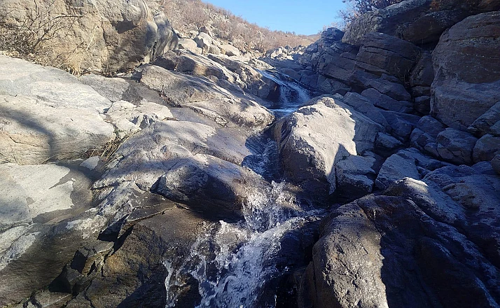Karapınar'da yıllardır kuru kalan dereler yeniden akmaya başladı