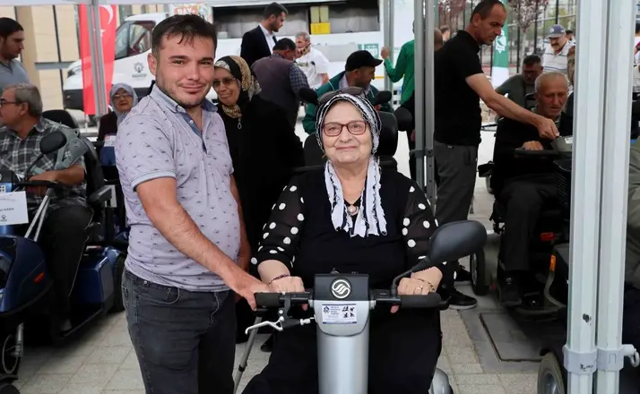 Karatay’da engelsiz yaşama destek büyüyor