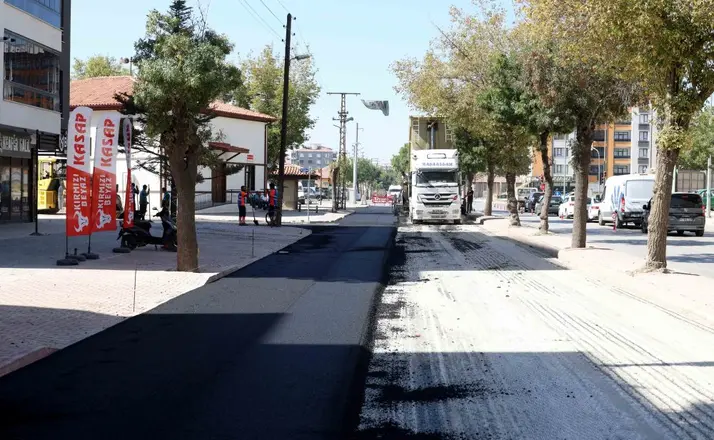 Karatay’da ulaşım için bir etap daha yenileniyor