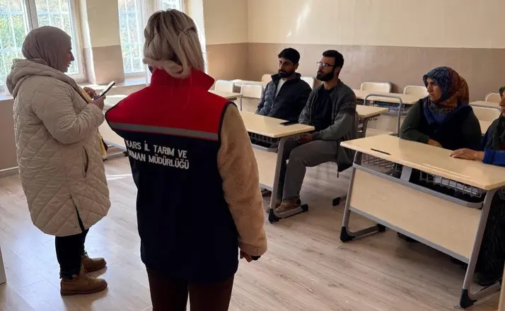 Kars’ta tarım ve hayvancılığın geleceği üreticilerle birlikte şekilleniyor
