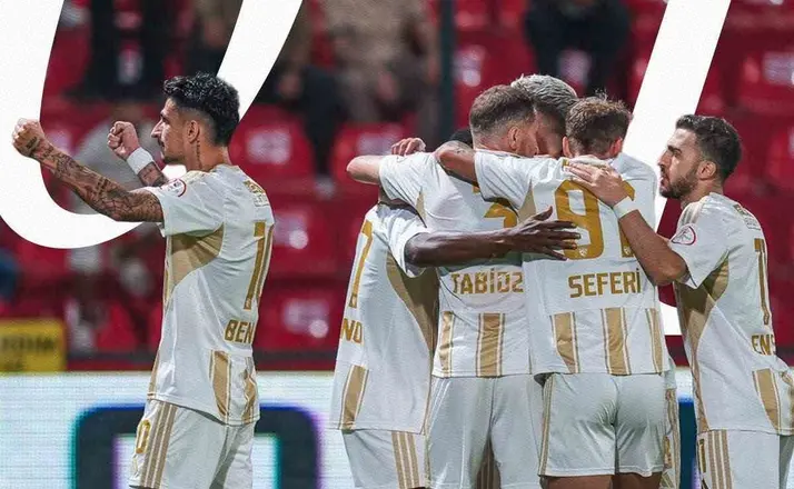 Kayserispor’da galibiyet sevinci: "Aynı ciddiyet ve inançla hedefimize yürümeye devam edeceğiz"

