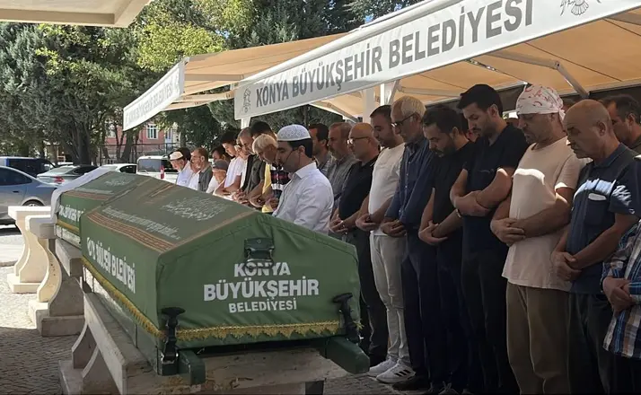 Kazada hayatını kaybeden yaşlı çift son yolculuklarına uğurlandı