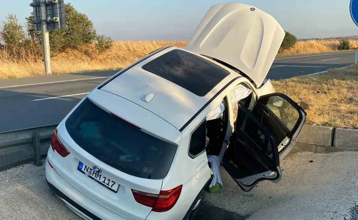 Keşan’da su kanalına düşen otomobilde 4 kişi yaralandı

