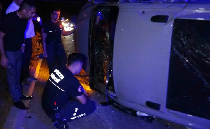 Kırmızı ışık ihlali kazaya neden oldu: 2’si turist 3 yaralı
