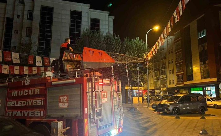 Kırşehir’de CHP’nin bayrak değişimi talebine itfaiyeden olumsuz yanıt 