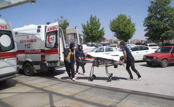 Kontrolden çıkan araç araziye savruldu, sürücü yaralandı