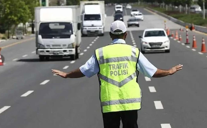 Konya-Afyon Yolu Trafiğe Kapatıldı