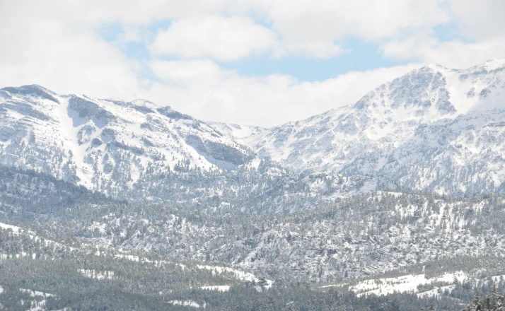 Konya - Antalya yoluna Nisan ayında kar sürprizi