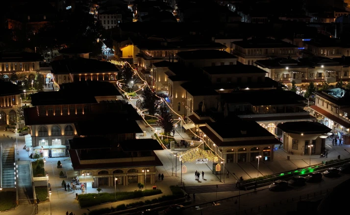 Konya Büyükşehir Kurban Bayramı coşkusunu şehir süslemelerine yansıttı
