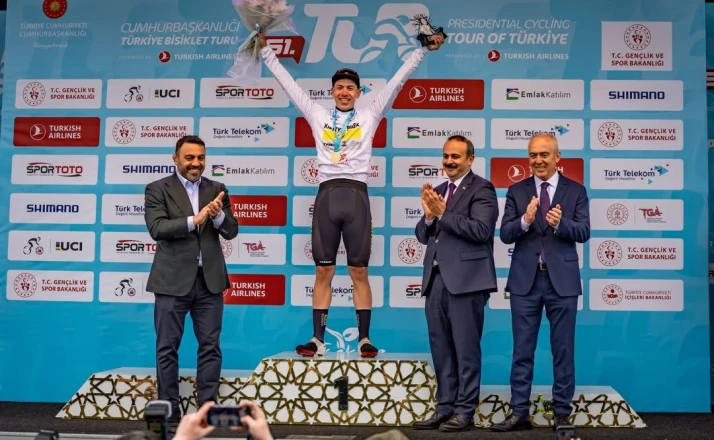 Konya Büyükşehirli pedallar, Cumhurbaşkanlığı Bisiklet Turu’nda göz doldurdu