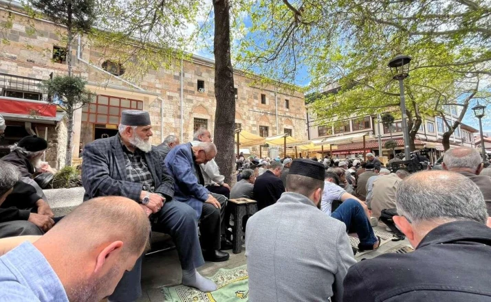 Konya’da camilerde iş hayatında ahlak ve emek çağrısı! “Alın Teri Mukaddestir”