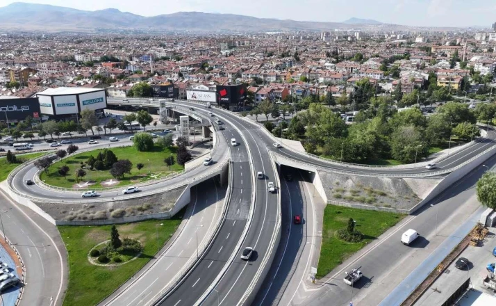 Konya’da İki Üst Geçitte Çalışma Tamamlandı