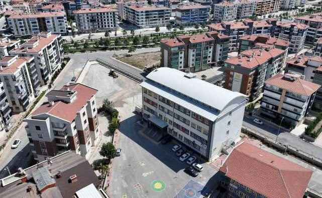 Konya’da öğrencileri yenilenen okullar karşılayacak