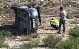 Konya’da otomobil takla attı! 2 kişi araçta sıkıştı