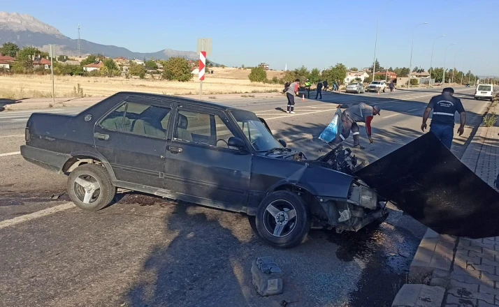 Konya'da otomobiller çarpıştı: 1 yaralı