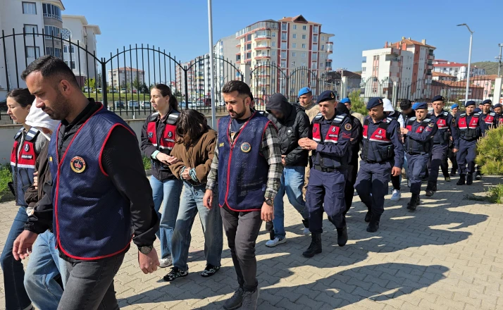 Konya dahil 9 ilde düzenlenen dolandırıcılık operasyonunda 980 milyon lira hesap hareketliliği tespit edildi