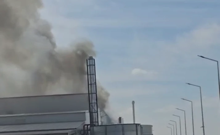 Konya’daki Fabrikada Korkutan Yangın! Gökyüzünü Duman Kapladı