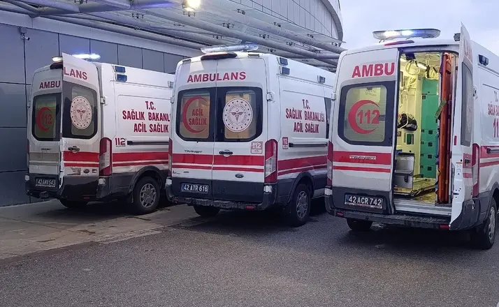Konya’da iki ayrı kazada 6 kişi yaralandı
