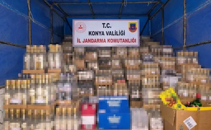 Konya’da kaçak alkol ve sigara operasyonu