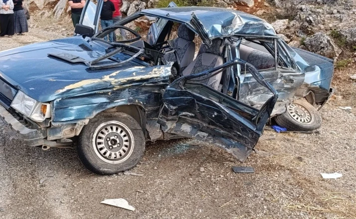 Konya’da tırla otomobil çarpıştı: 1 ölü, 3 yaralı