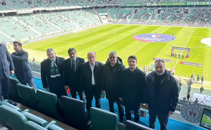 Konyaspor'a Konyalı vekillerden tam destek! Deplasmanda yalnız bırakmadılar!