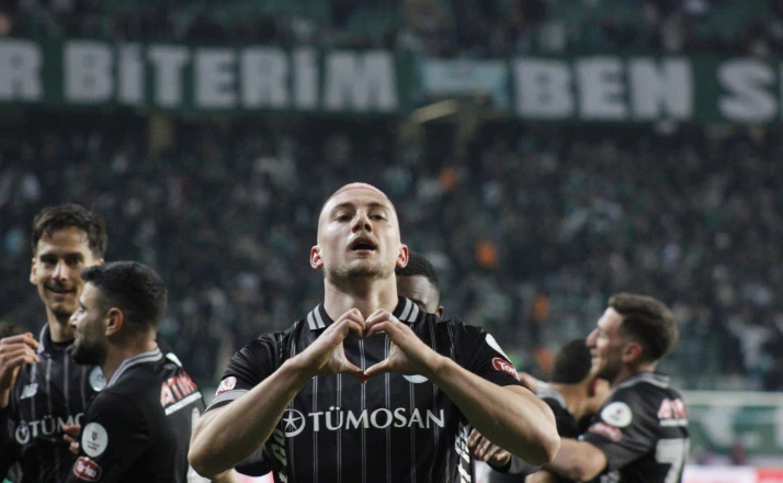 Konyaspor’da Blaz Kramer fedakarlığı: Menisküsüne rağmen oynuyor!