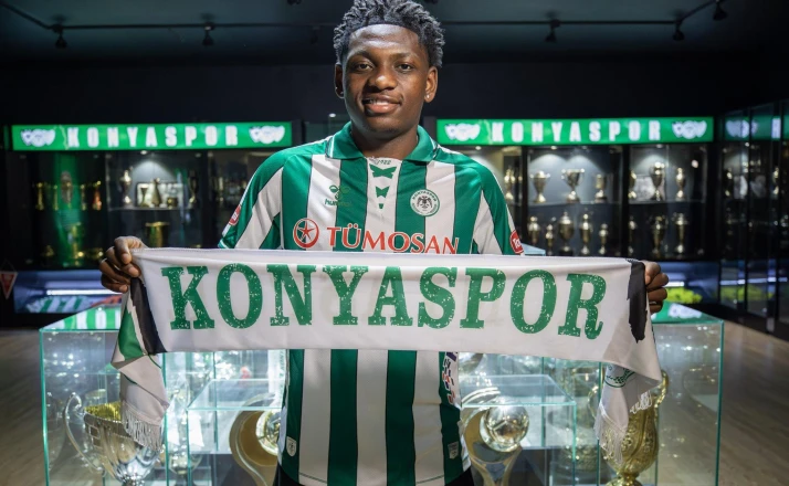 Konyaspor'dan Kazeem Olaigbe açıklaması: Türkiye'de devam etmek istemedi!