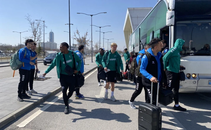 Konyaspor, Kocaelispor deplasmanı için yola çıktı
