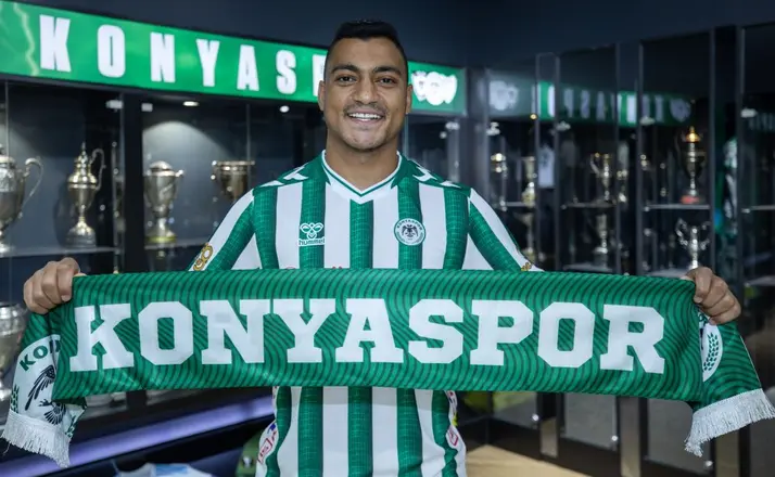 Konyaspor'un yeni golcüsü Mısır'dan! 3 yıllık sözleşme imzalandı