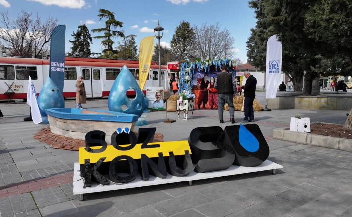 KOSKİ Tarım Haftası’nda su tasarrufu bilgilendirmesi yapıyor