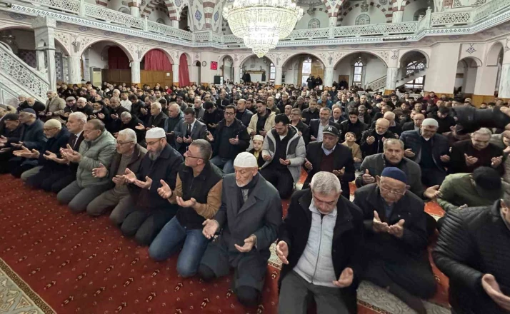 Kulu’da Bayram Namazı coşkusu