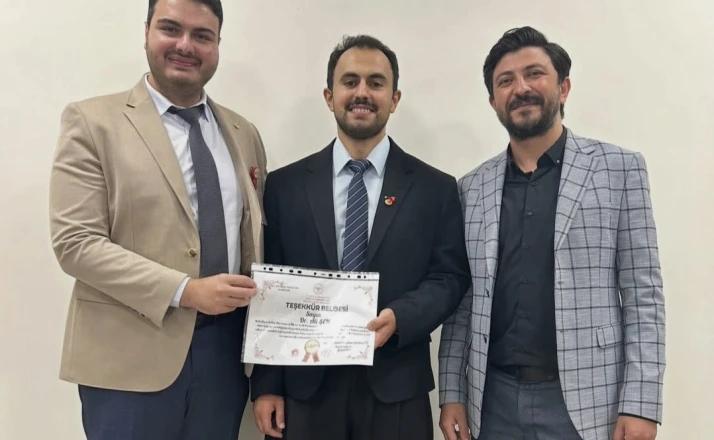Kütahya Şehir Hastanesinde Dr. Ali Şen uzmanlık eğitimini tamamladı 