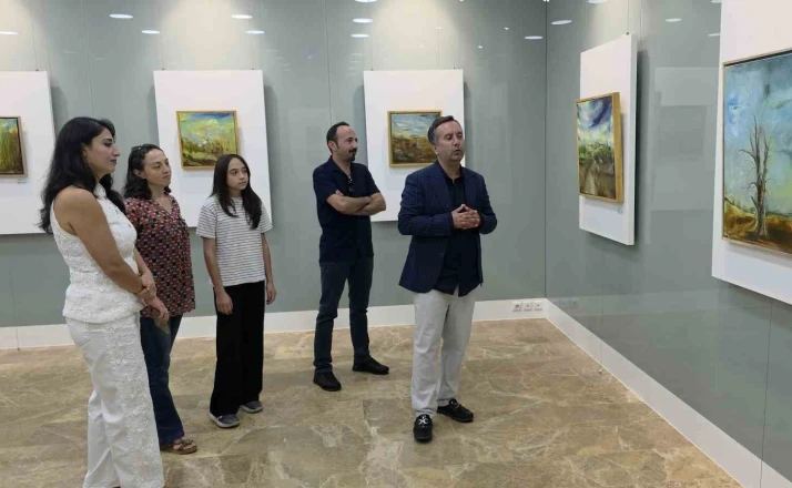 Kütahya’da Ahmet İmre’nin "Mekânın Hafızası" sergisi sanatseverlerle buluştu 