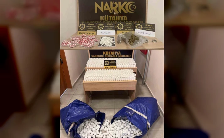Kütahya’da uyuşturucu operasyonları: 106 bin sentetik ecza ele geçirildi 