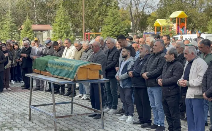 Manisa'daki otobüs kazasında ölen yolcuya Konya'da veda
