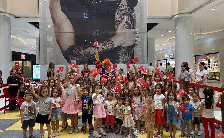Mardian Mall’da 30 Ağustos Zafer Bayramı coşkusu çocuklarla birlikte yaşandı
