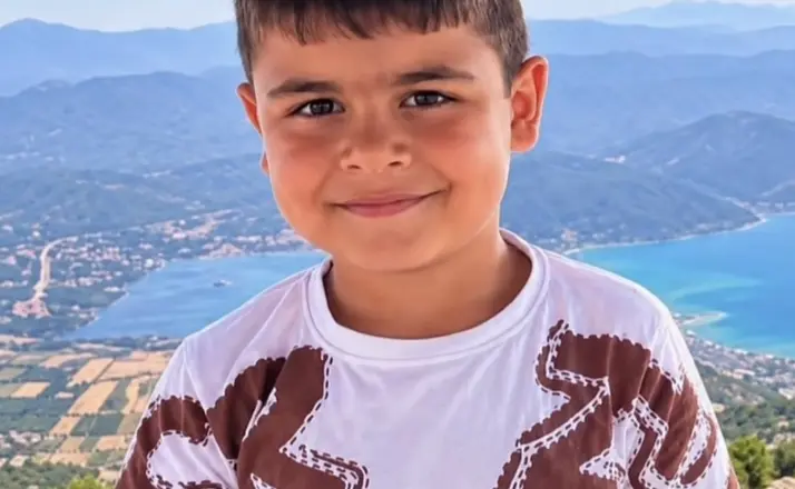 Mardin’de boğazına oyuncak kaçan çocuk hayatını kaybetti
