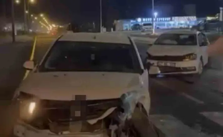 Mardin’de iki otomobil çarpıştı: 3 yaralı

