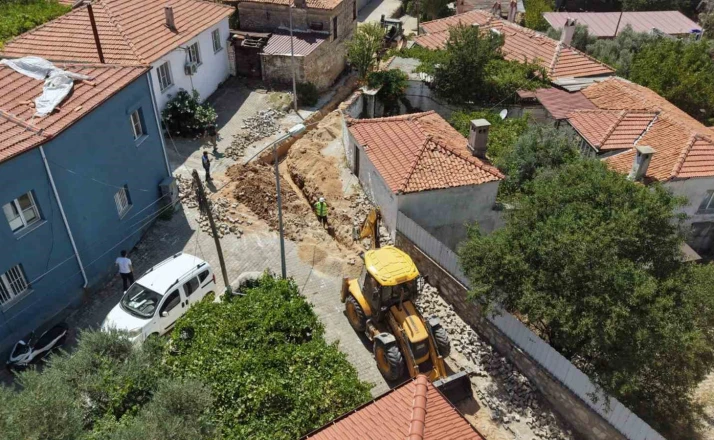 Menteşe Yerkesik’te 4 kilometrelik su isale hattı yenileniyor 