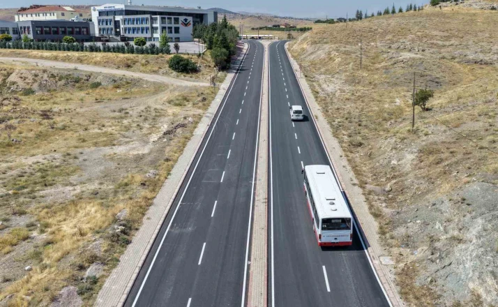 Meram Çayırbağı Caddesi’nde ulaşım konforu arttı