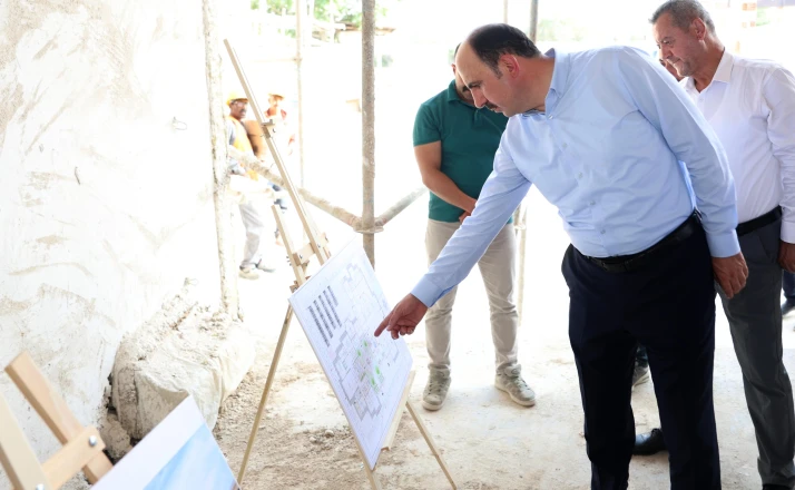 Mevlevi Dergahı inşaatını inceleyen Başkan Altay: “büyük bir dönüşümü Türkiye'ye örnek şekilde yürütüyoruz”